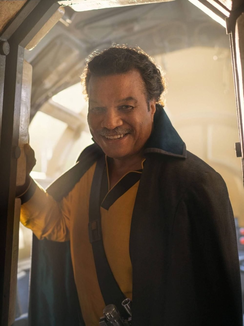 Billy Dee Williams Star Wars The Rise of Skywalker Cape