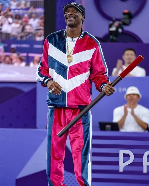 Snoop Dogg Breaking Tracksuit